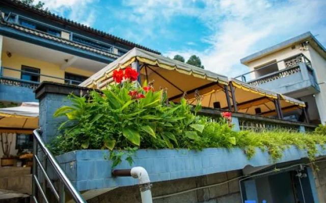 Red River Valley Hot Spring Resort Mile