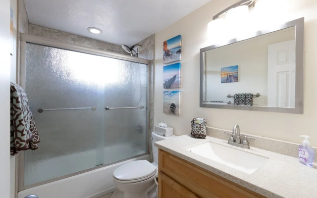 Menehune Shores 227 2 Bedroom Condo