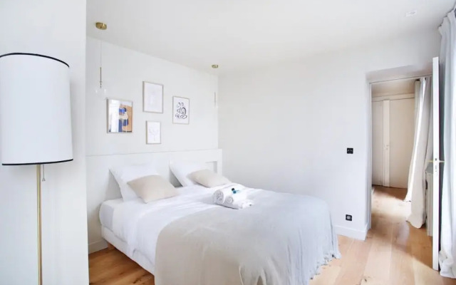 Sublime Apartment Center of Paris