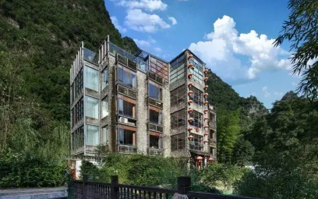 Yangshuo Yijing Mountain House