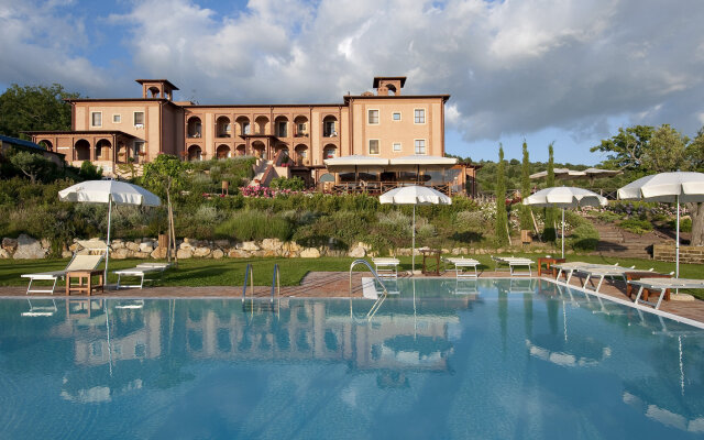 Saturnia Tuscany Hotel