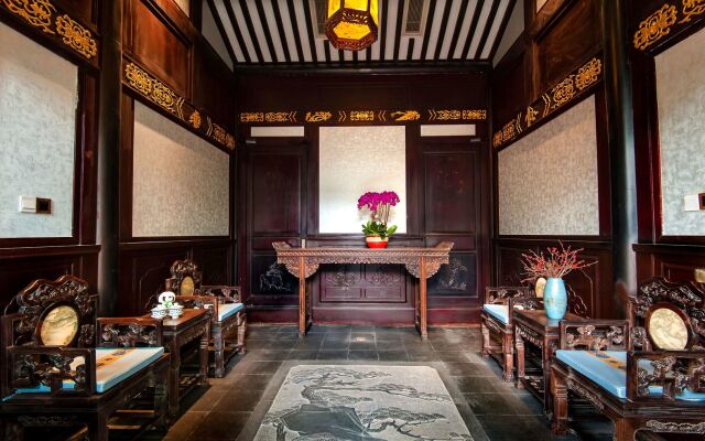 Chengdu Courtyard Hotel