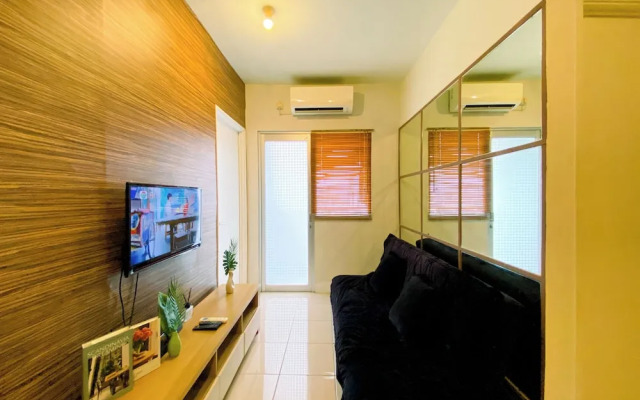 Comfy 2Br At Pakubuwono Terrace Apartment