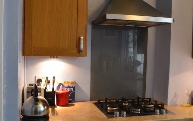 Flat in the Centre of Stoke Newington