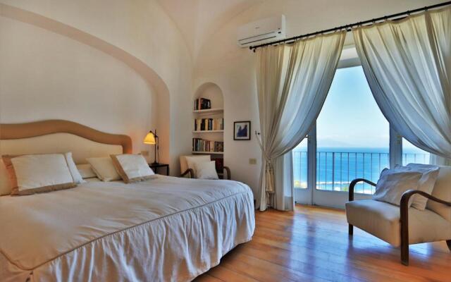 Luxury Villa Fiorita - Amazing Terrace Premium Location