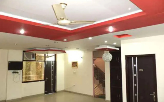 Hotel Surya Plaza