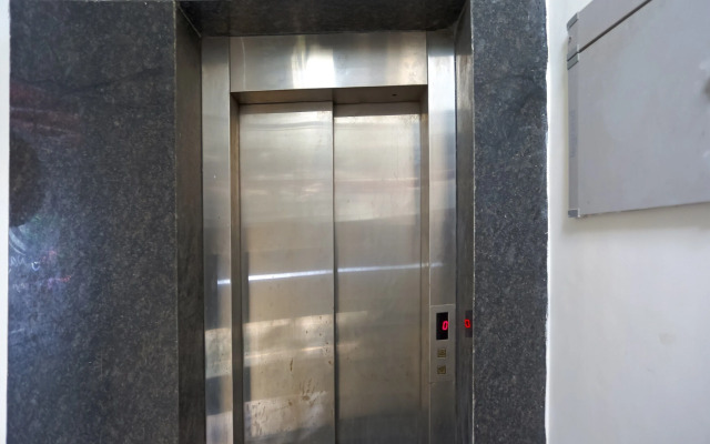 OYO 41215 Three Kings