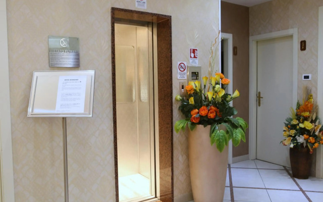 Hotel Busignani