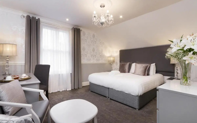 Lincoln House Hotel