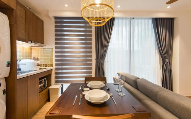 Sunny Home Apartment