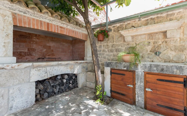 The Hidden Treasure Village - 3 Villas