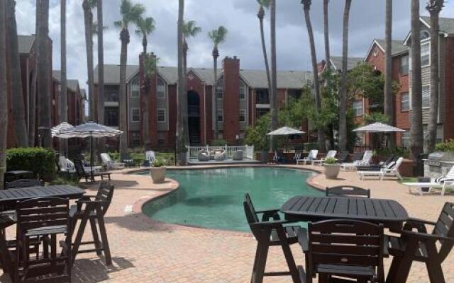 Houston Medical Center Apartments