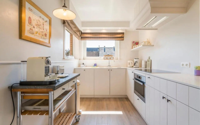 Spacious, warm and updated Home w parking & garden