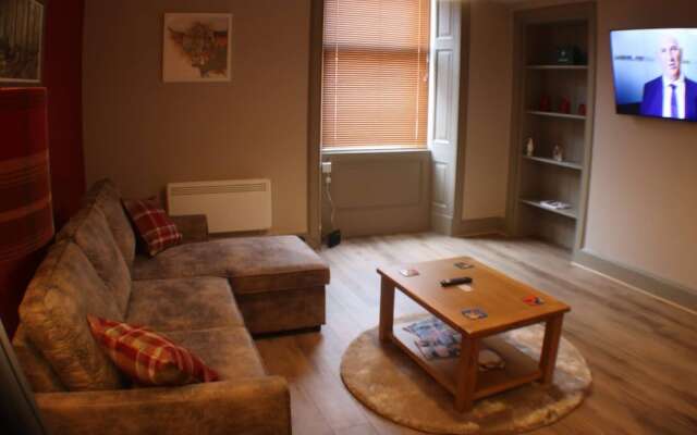 Pitlochry Stay-sleeps 3-central & Connected