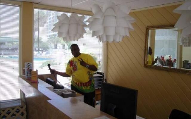 Tropic Cay Beach Resort