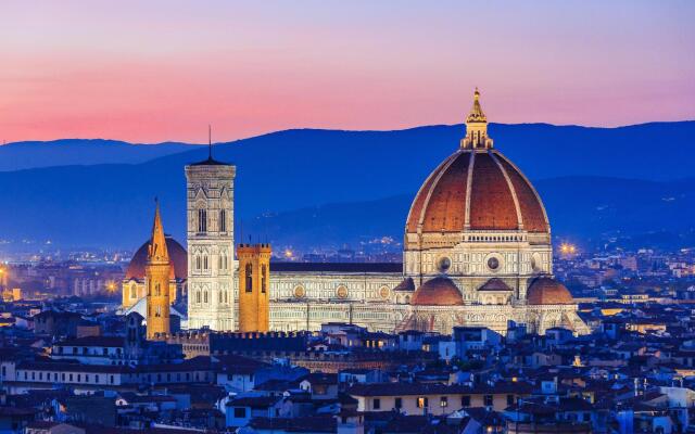 Santa Croce Place by Mmega