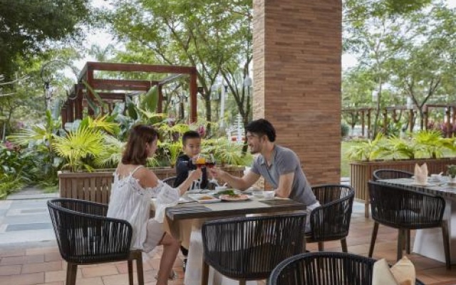 Sanya Vanke Forest Breeze Resort – People – Sanya