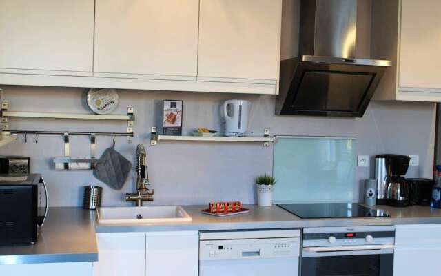 House With 6 Bedrooms In Avignon