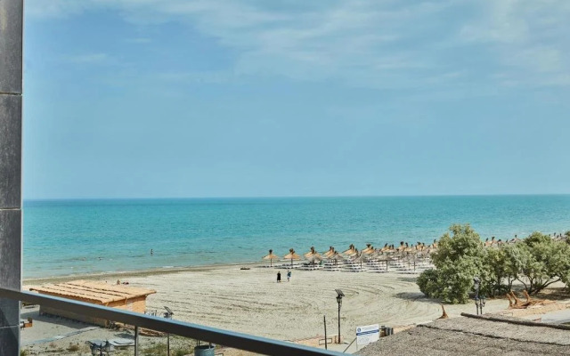 Excelsior Apartments 2