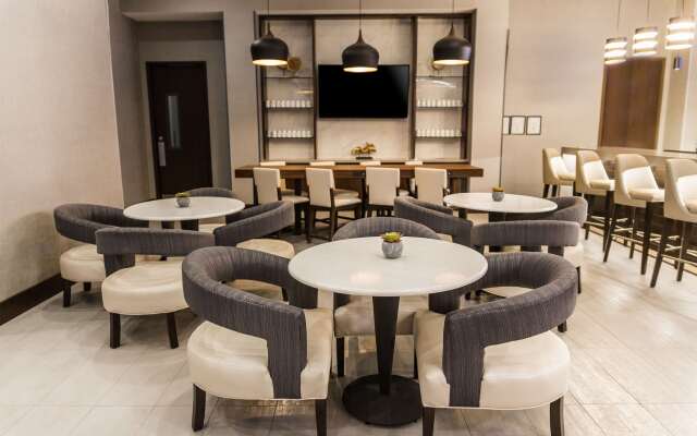 Hyatt Place Greenville Downtown