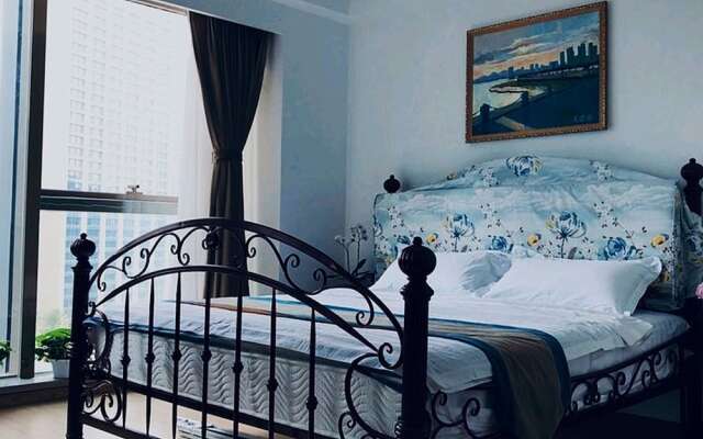 Changjiang Dong Rusian Street Apartment