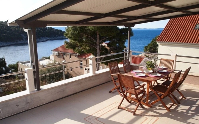 Franco - Secluded Paradise - A3 Franceska
