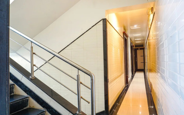 Fabhotel Tulsi Park