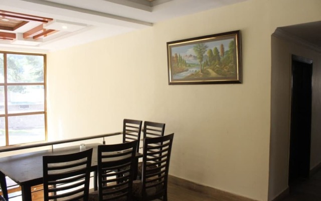 PinePark Lake Luxury Resort Naran