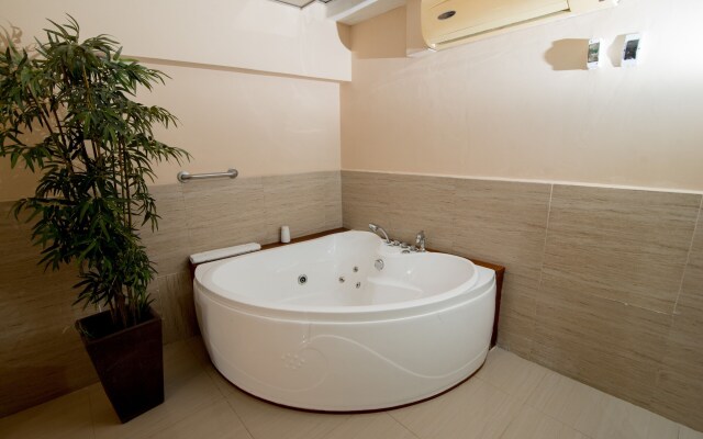 El Angolo Hotel Piura