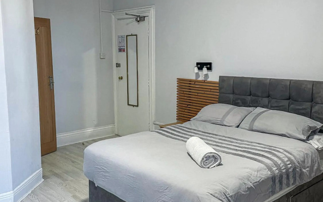 New George Hotel