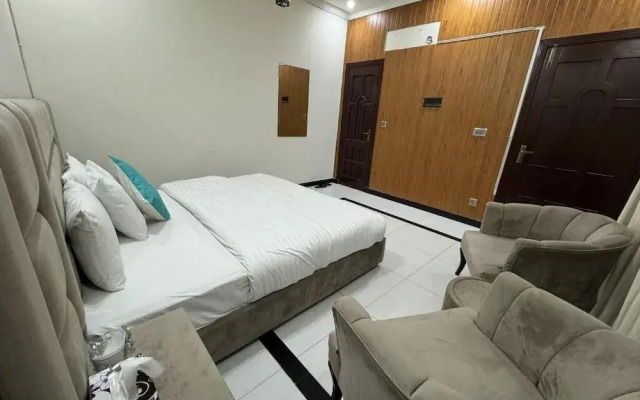 Sky Lodge Guest House