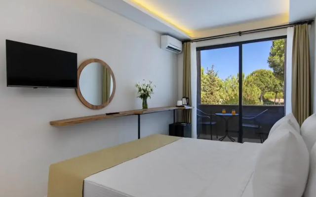 Enki Spinoza Thermal Resort Hotel