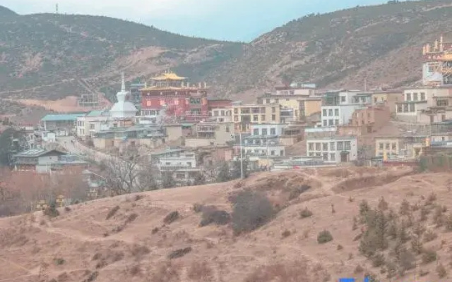 Shangri-La Tufan Zhaxi Renjia Homestay