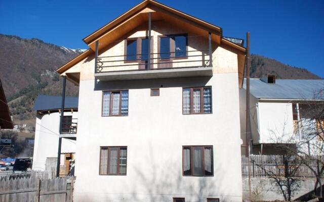 New Seti Guest House