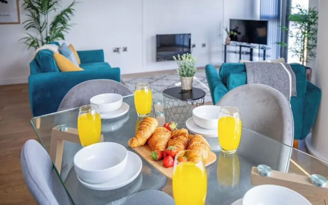 Sheffield 11th Floor City View Apartment