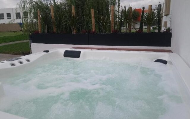 Redwood Villas Extended Stay