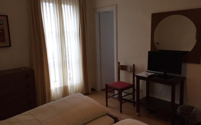 Ristorante Hotel San Gottardo – Guest Rooms – Collina d'Oro