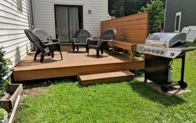 33 West Washington Street