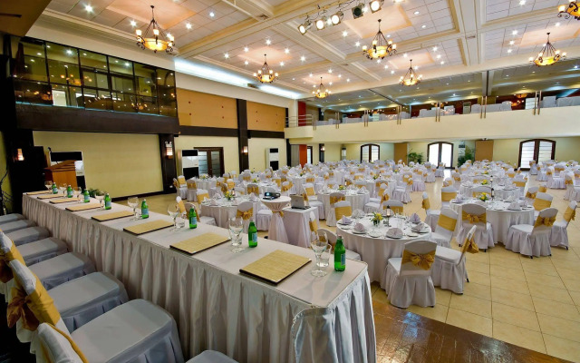 Emerald Island Hotel