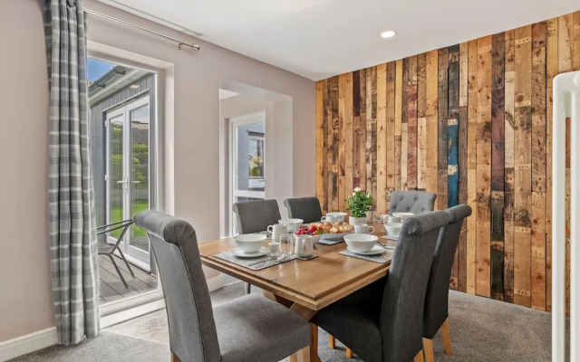 Roslen - Lovely Bungalow Near Beach and Village