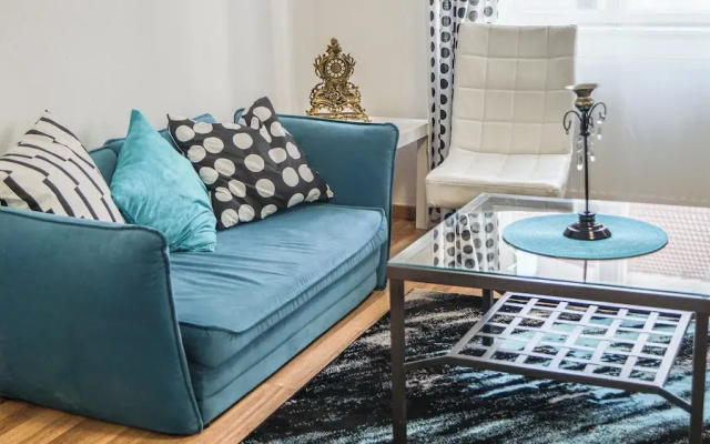 Group Stay Comfortable Multi Apart
