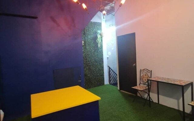 Tiga House