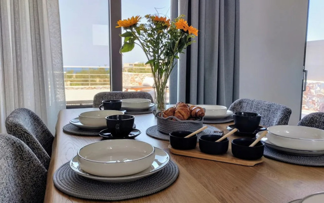Oinolithos Luxury Villas