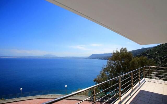 Seafront, 5star Home - 4min Walk To Private Beach