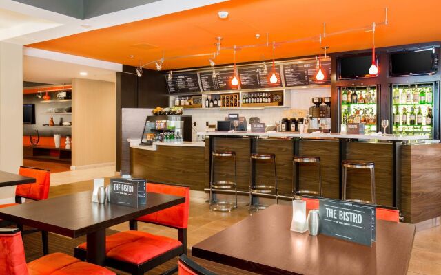 Courtyard by Marriott Dayton North