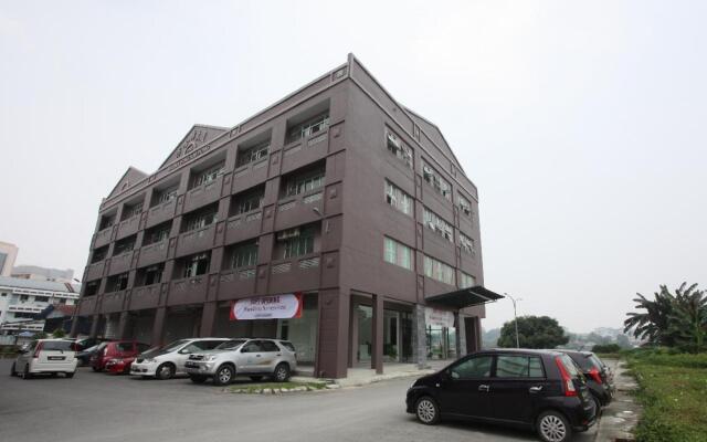 Place2Stay Business Hotel - Waterfront