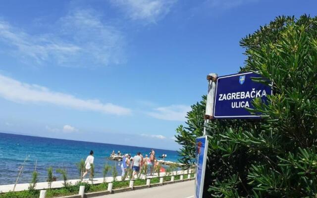 Apartments President