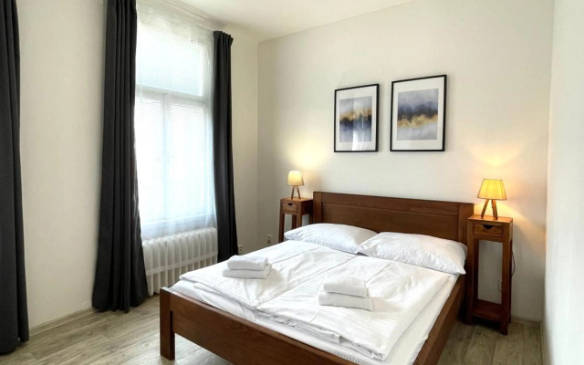 Hradební 10 - Terrace Apartments in the Old Town