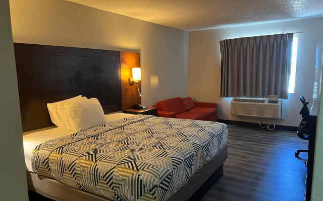 Motel 6 Tulsa, OK - Airport