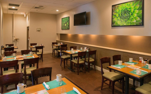 GreenTree Hotel Phoenix West